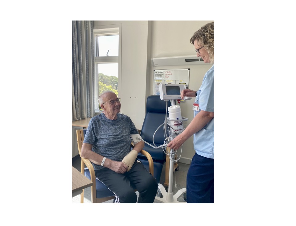 Rehabiliteringsbehandling på en stue på Hjerne- og Nervesygdomme, Grindsted Sygehus