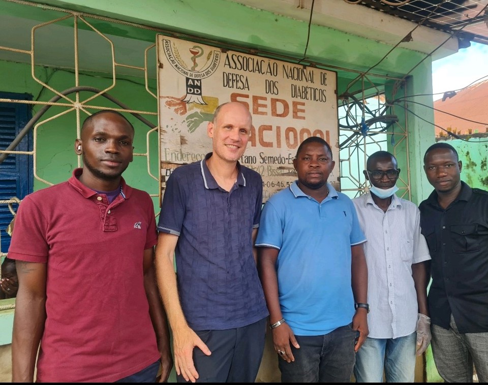 Morten Bjerregaard-Andersen uden for den Nationale Diabetes Association (ANDD)